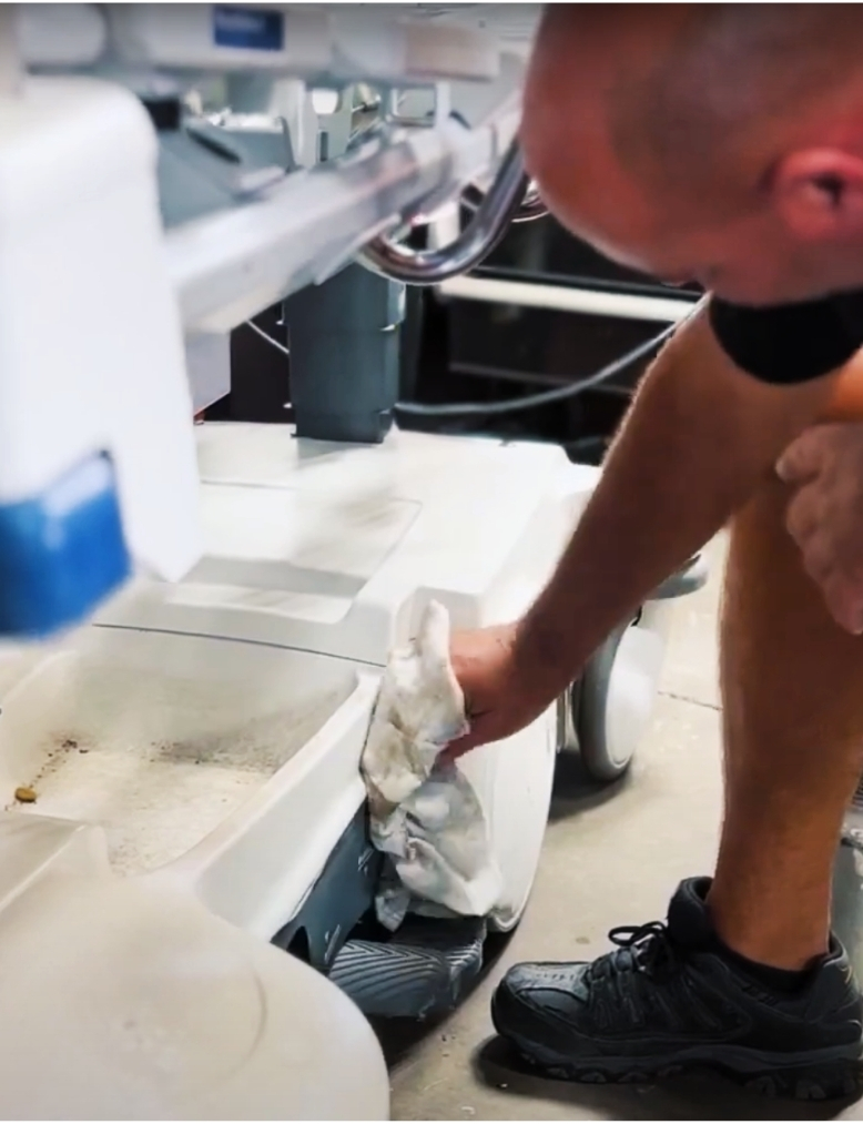 Deep Cleaning & Sanitization